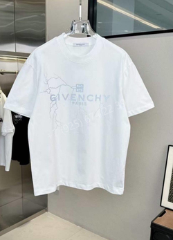 Футболка Givenchy