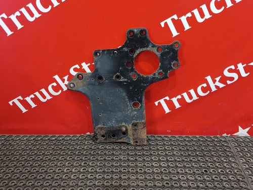 Кронштейн усилителя бампера правый