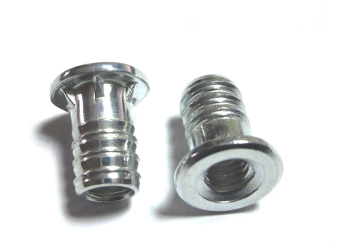 1 Втулка забивная М6