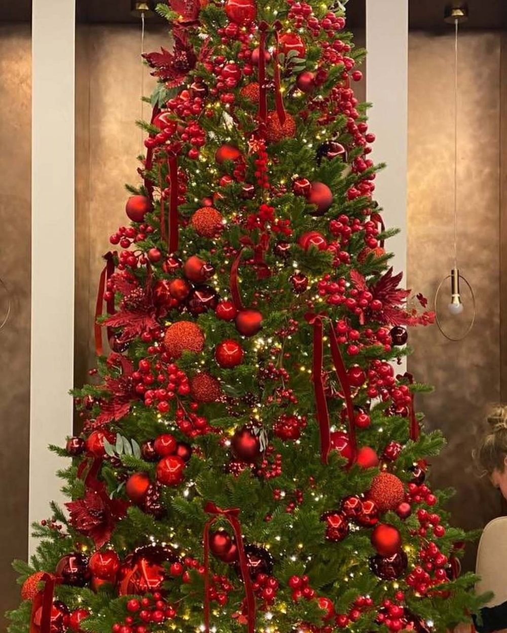 Елка с гирляндой встроенной 2в1 «Meribel» Мэрибель (Литая хвоя) 240 см / 2,4 м