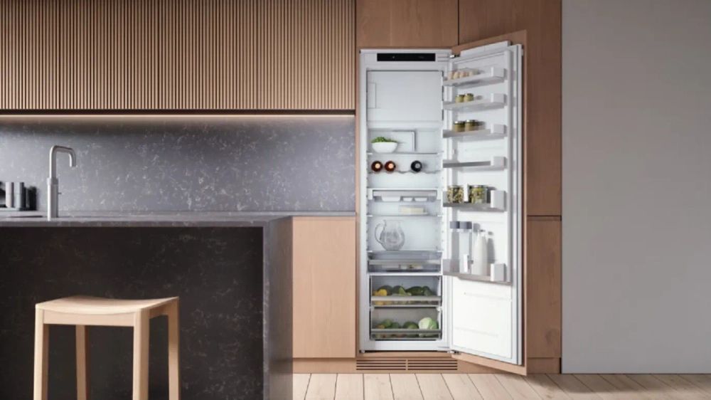 Встраиваемый холодильник Asko RFB31831EI