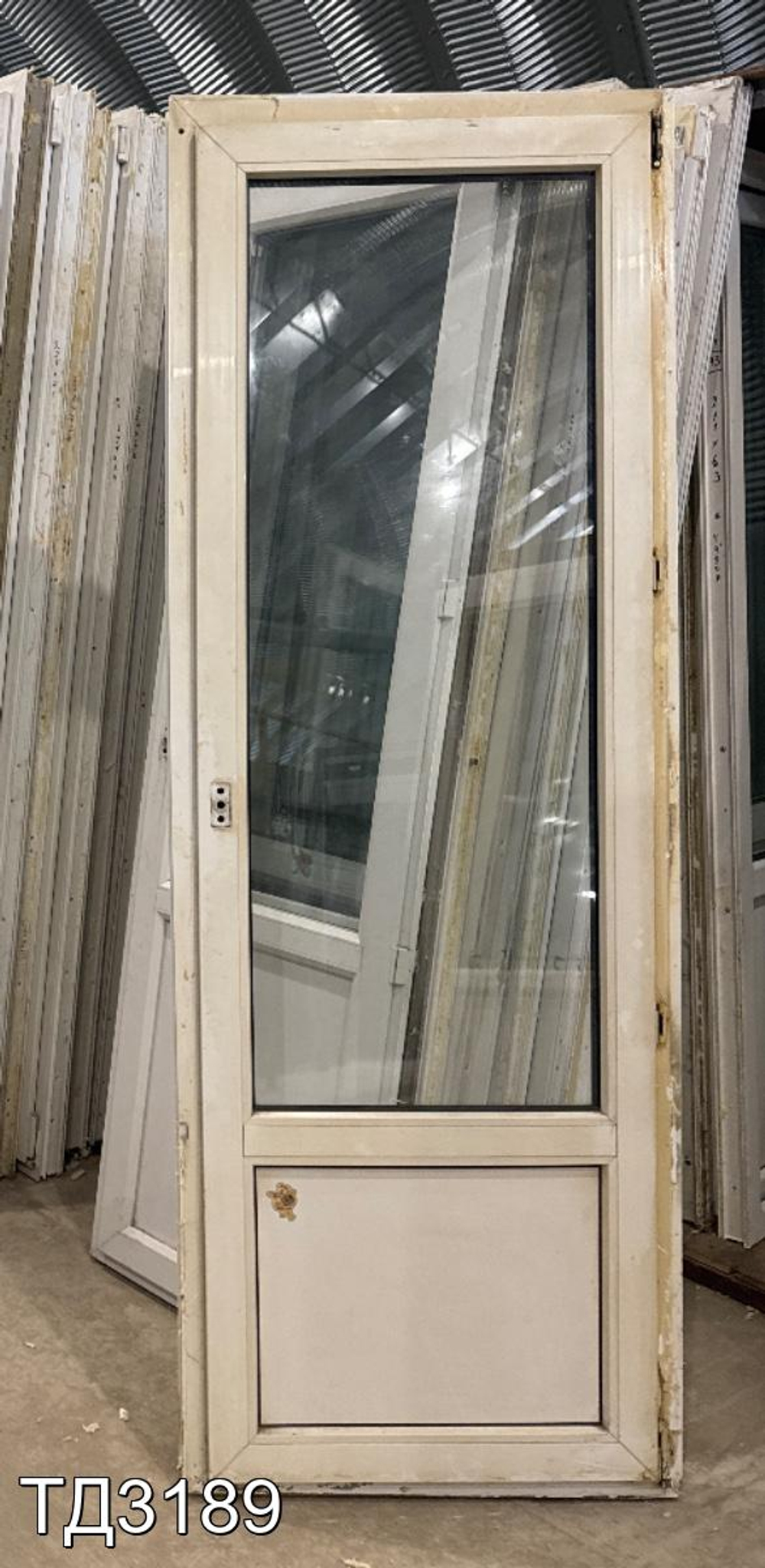 Дверь балконная пластиковая Б/У 2130(в) x 760(ш)