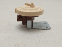 F1029NDR кт74 Датчик уровня воды для стиральной машины LG 6601ER1006M б/у