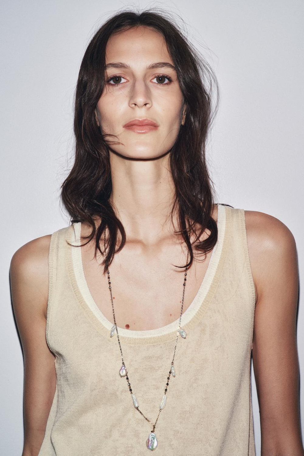 ZARA ОЖЕРЕЛЬЕ С ИСКУССТВЕННЫМ ЖЕМЧУГОМ НА ЦЕПОЧКЕ, ЗОЛОТОЙ/СЕРЕБРЯНЫЙ