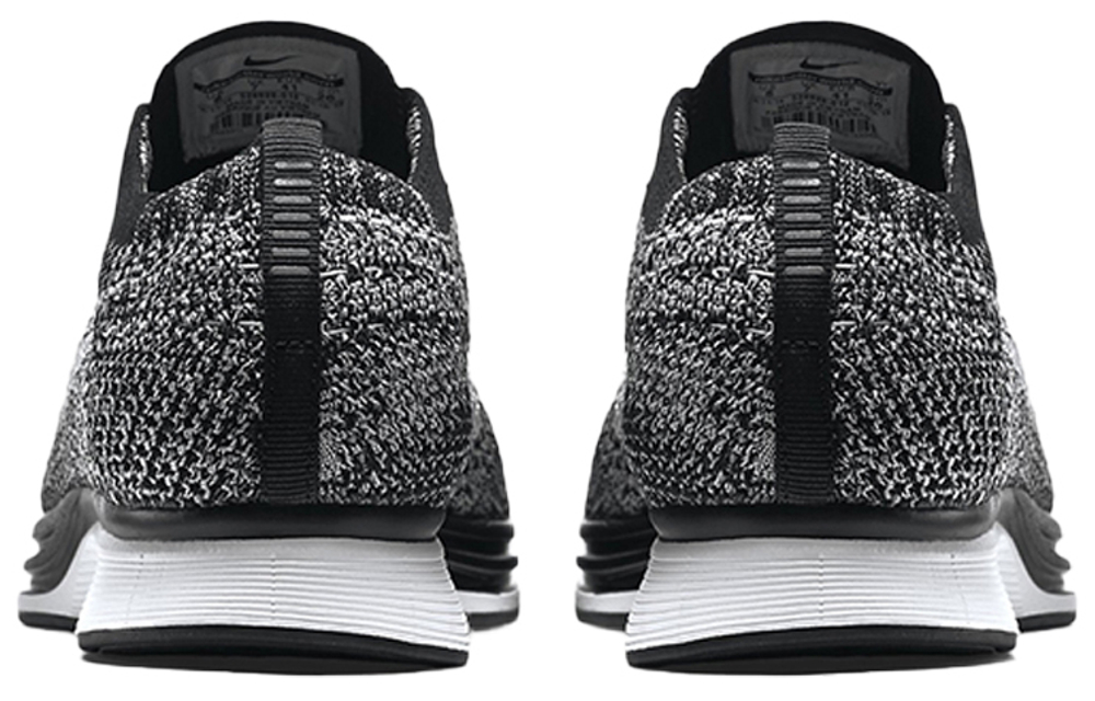 Кроссовки Nike Flyknit Racer Oreo 2