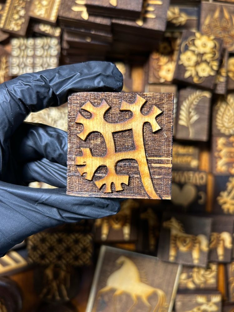 Деревянный штамп 050 (5x5 см)