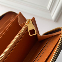 Louis Vuitton Zippy Wallet