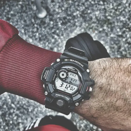 Наручные часы Casio G-Shock GW-9400-1DR