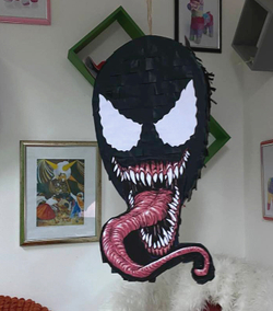 пиньята Веном - pinata Venom