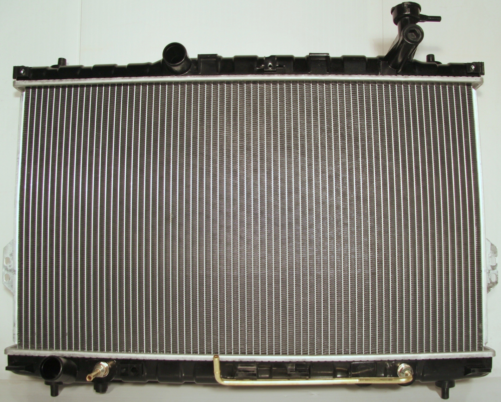 Радиатор охлаждения Hyundai Santa Fe 1