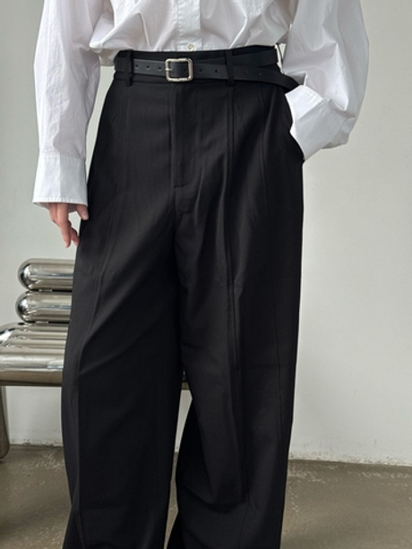 Широкие черные брюки с застежками по низу