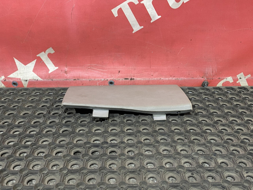 Накладка бардачка 2019 год.