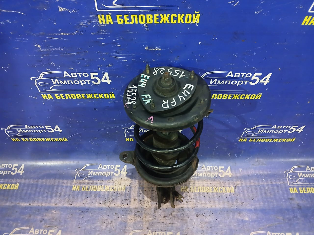 Стойка передняя правая Honda CIVIC 2000-2003