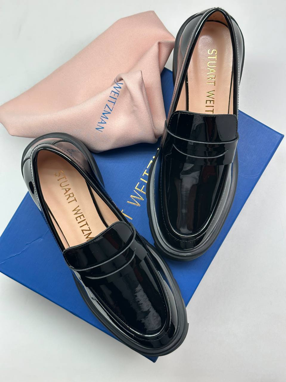 Лоферы Stuart Weitzman