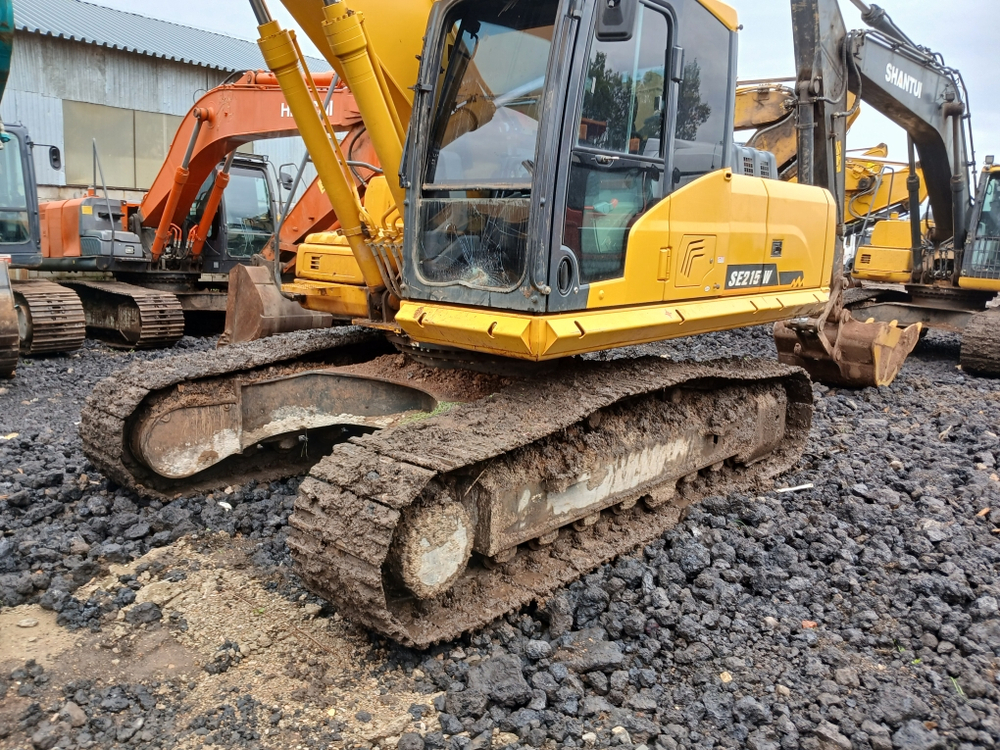 SHANTUI SE215* Экскаватор_не актуально SE215W (Дизельный, 6,2 л, 167 л.с., АТ)