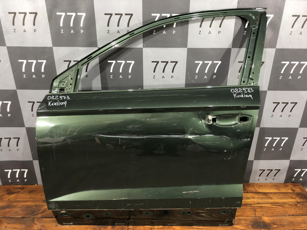 Дверь передняя левая Skoda Karoq 17-нв Б/У Оригинал 575831311b