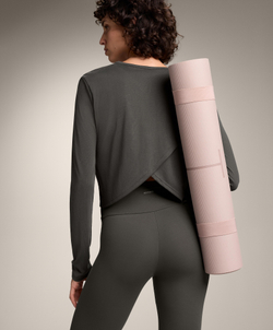 Oysho Укороченная футболка с перекрестной спинкой, антрацитовый