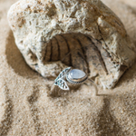 Кольцо лунная капля,  серебро/лунный камень