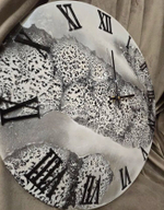 Настенные часы ручной работы подарочные из смолы