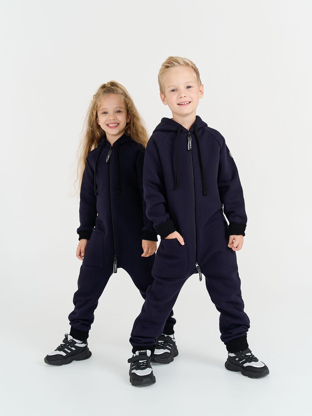 Комбинезон с накладным карманом "Ежевика" утепленный