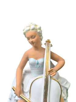 Фарфоровая статуэтка "Девушка с виолончелью" Германия