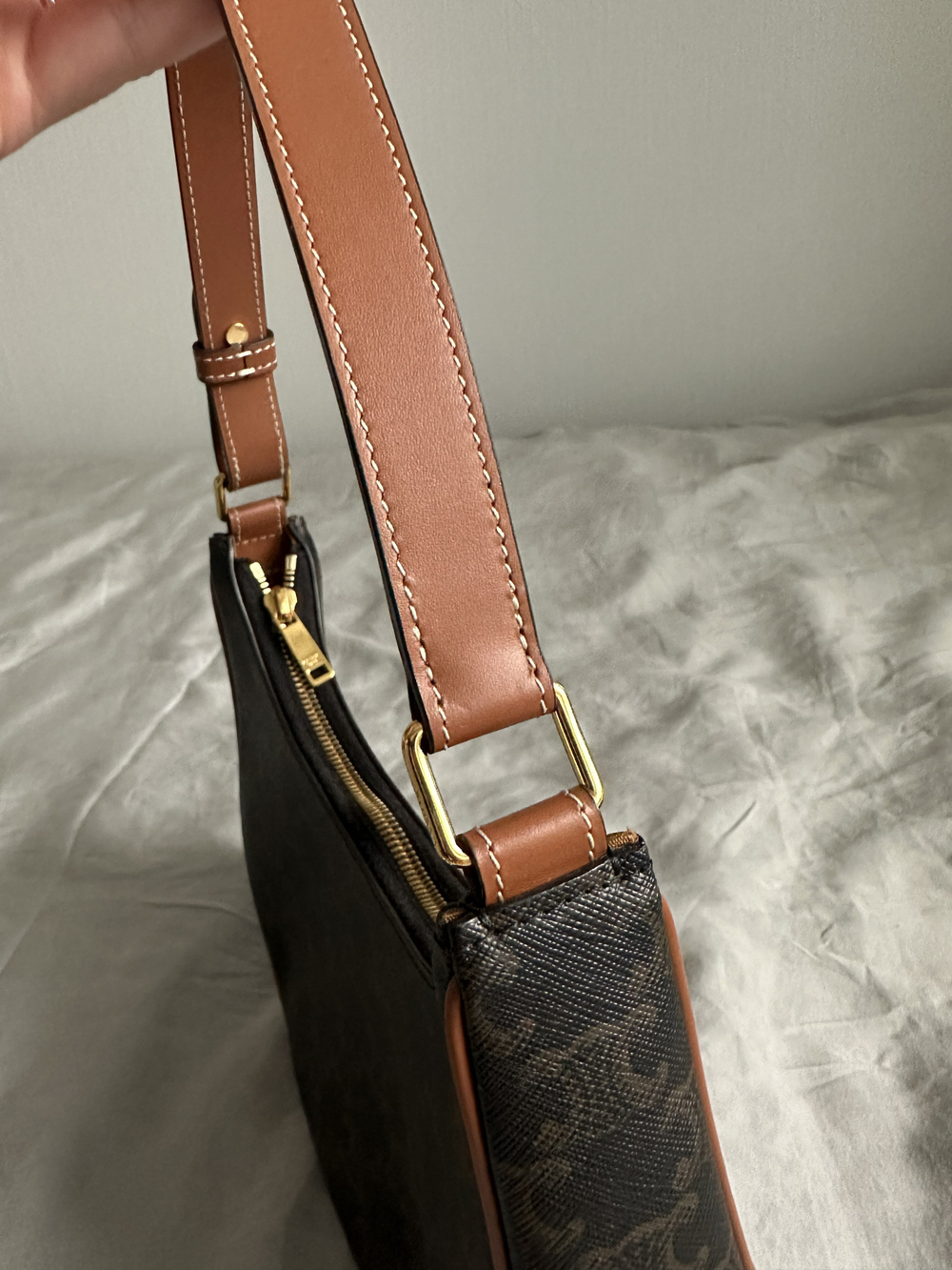 Сумка Celine Ava Bag in Triomphe Canvas