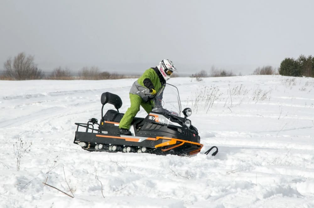 Снегоход РУССКАЯ МЕХАНИКА Лидер АДЕ