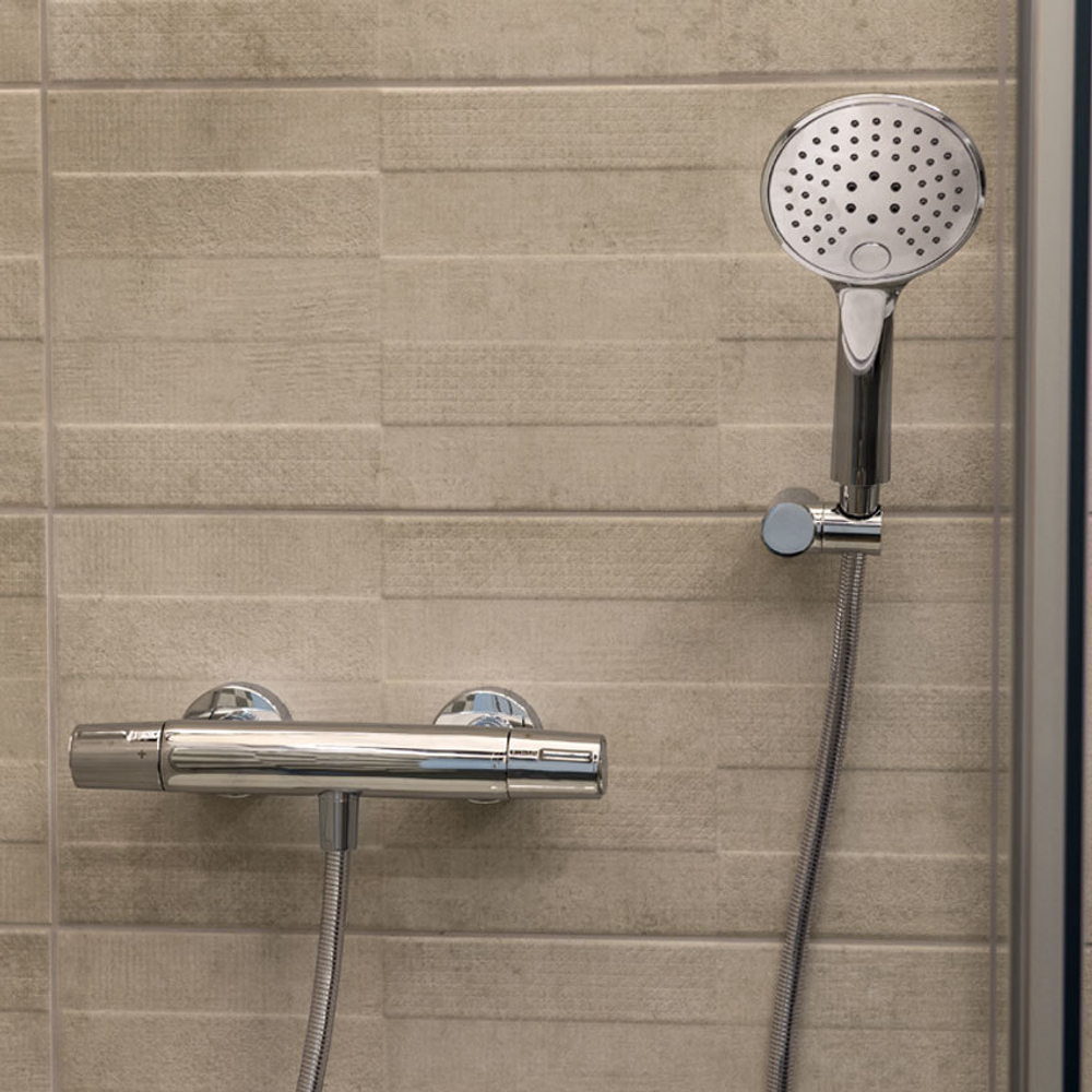 Смеситель термостатический для душа с душевым комплектом TZAR 343401TR