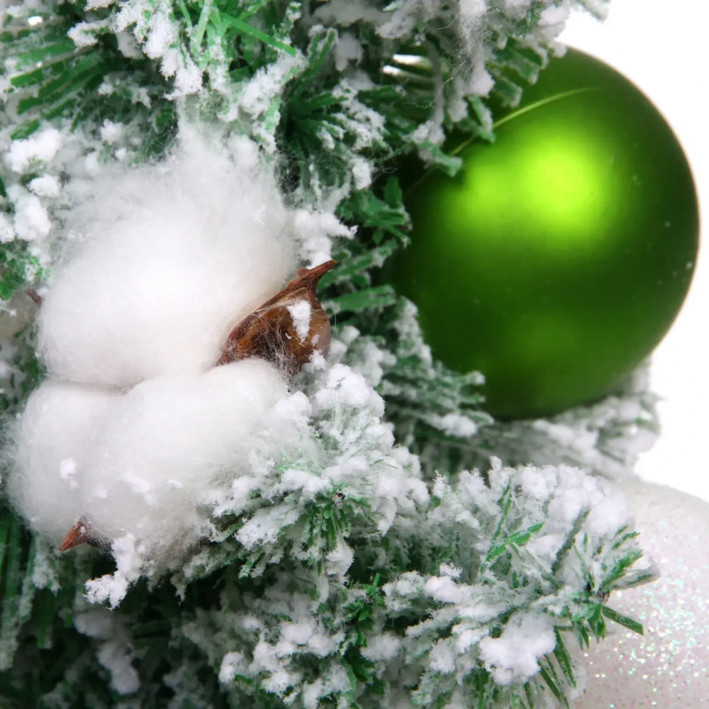 Елка декоративная «Нежность» 60 см, ПВХ с белым напылением (68 веток), Салатовый