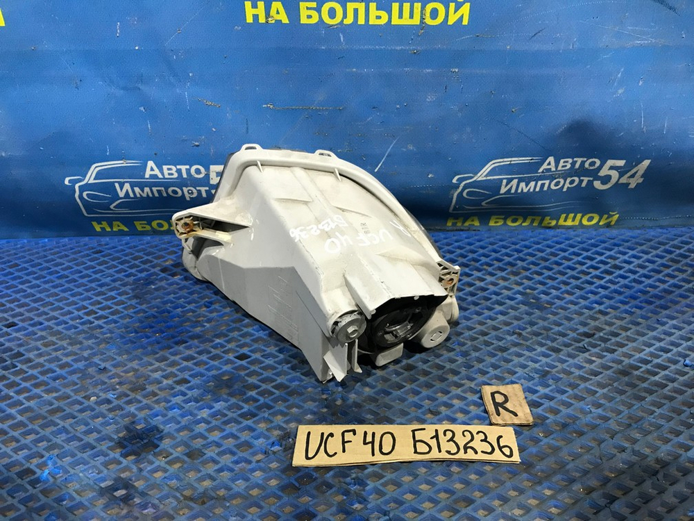 Туманка правая LEXUS LS460 2006-2009