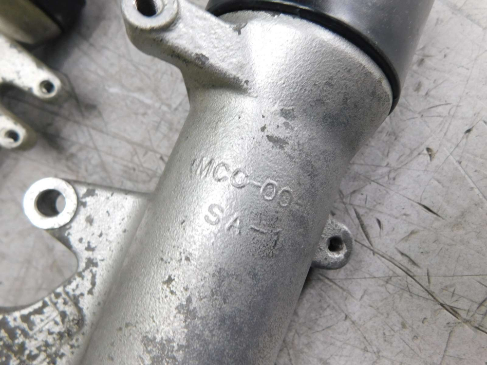 Перья вилки Honda X-11 SC42