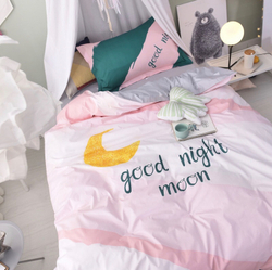 Постельное белье 1.5 Полуторка Сатин Детское Розовый с луной