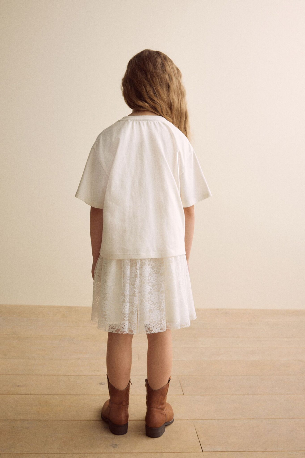 Сарафан и футболка в комплекте для девочки Next E45-369, Кремовый