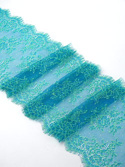 Кружево шантильи тихоокеанский синий с нитью лимон-лайм неэластичное ширина 22 см длина 1.45 м