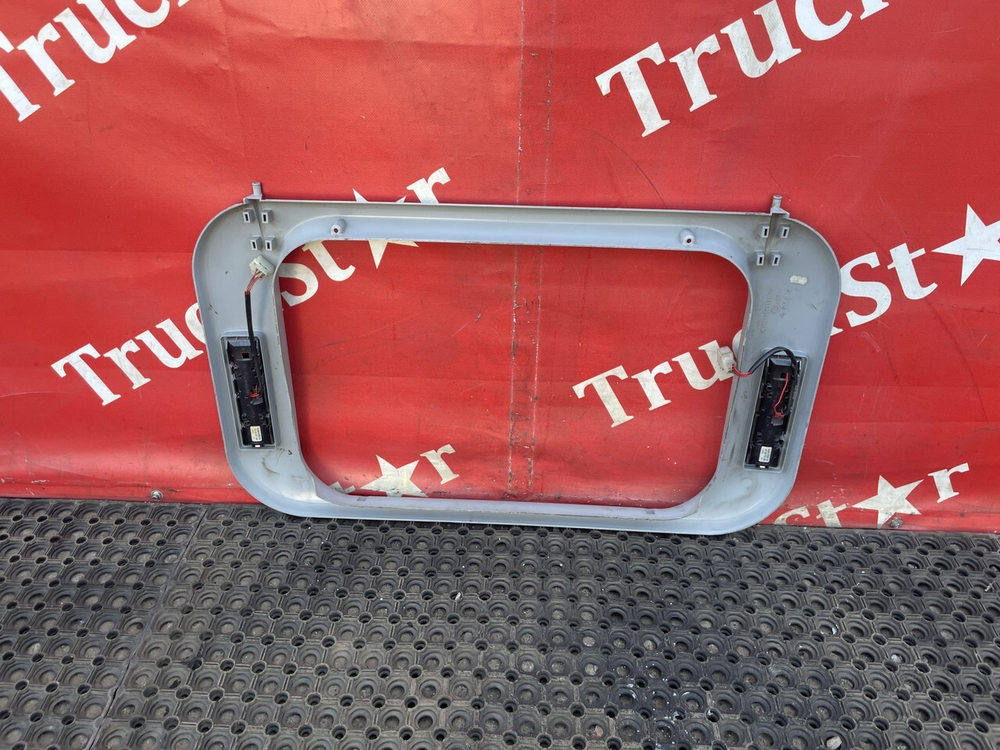 Накладка люка