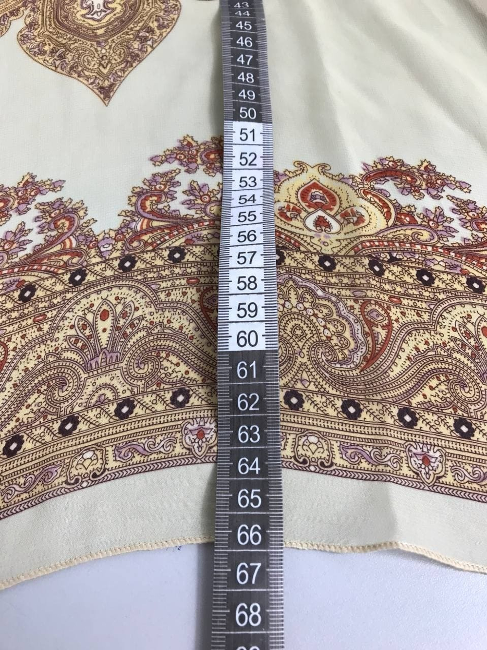 Платок светлый