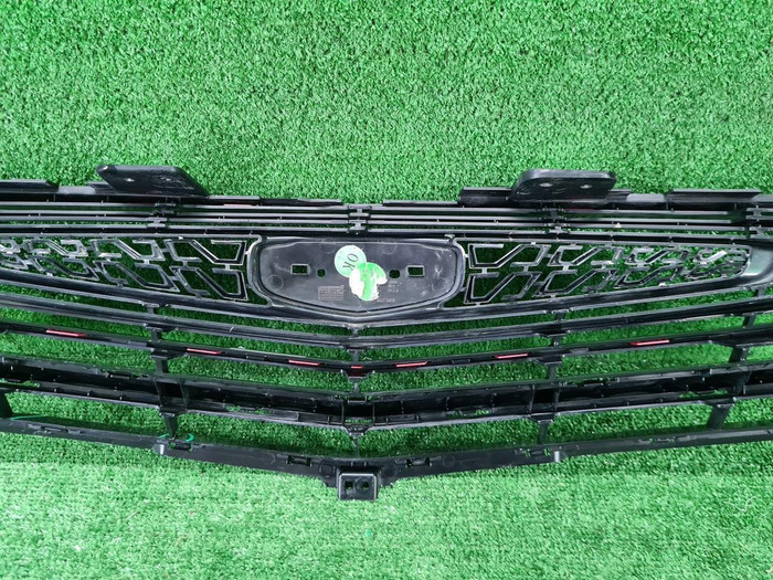 Решетка радиатора Geely Coolray (2019-2023)