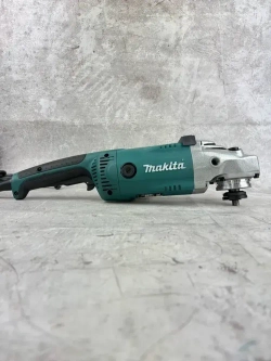 Болгарка Макита 230мм Шлифмашина угловая Makita GA9020