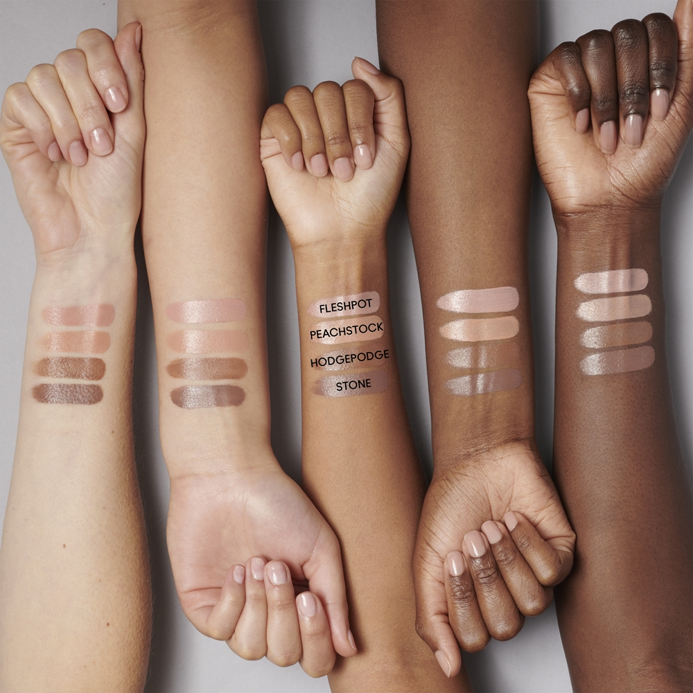 MAC Cosmetics MACximal Sleek Satin Lipstick - Кремовая помада увлажняющая оттенок Stone, 3 g