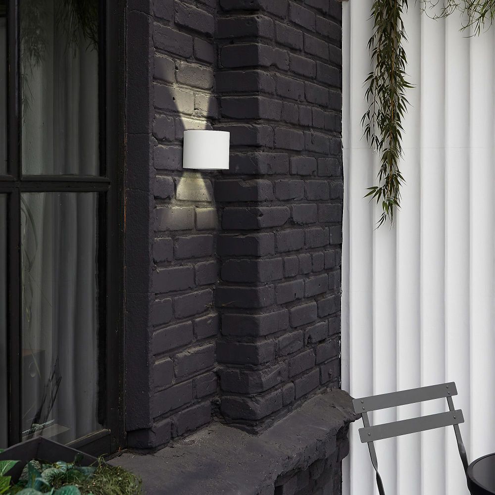 ULU-S56B-2x3W-3000K+4000K+6000K IP65 WHITE Светильник светодиодный уличный. Архитектурный накладной. С переключателем цвета свечения. Теплый3000K-Белый4000K-Дневной6000K. Корпус белый. TM Uniel