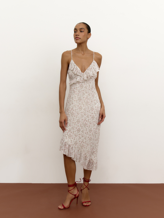 Платье из шифона c асимметричным низом