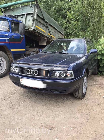 Передние фары ANGEL EYES BLACK для Audi 80 B4