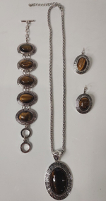 Комплект бижутерии "Тигровый глаз" - Овал (натуральный камень, бижутерный сплав)