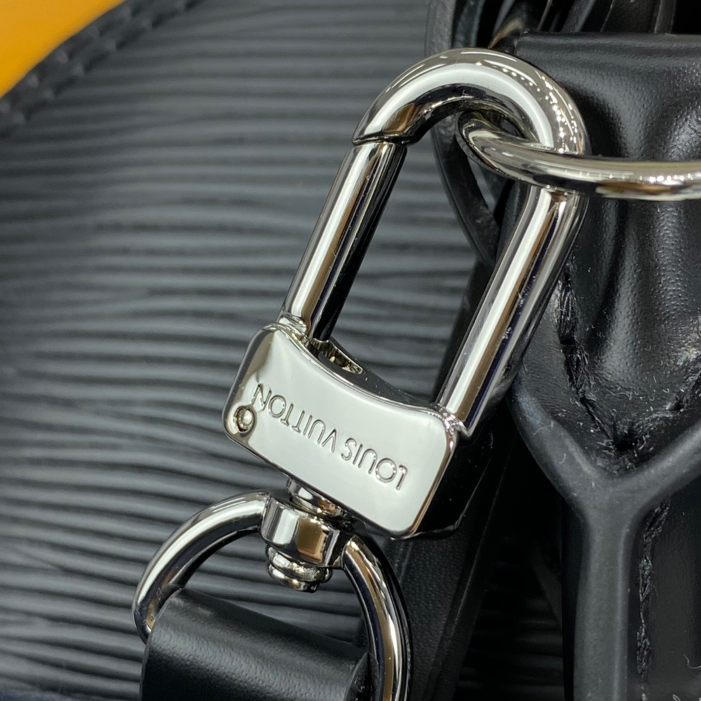 Louis Vuitton Alma PM