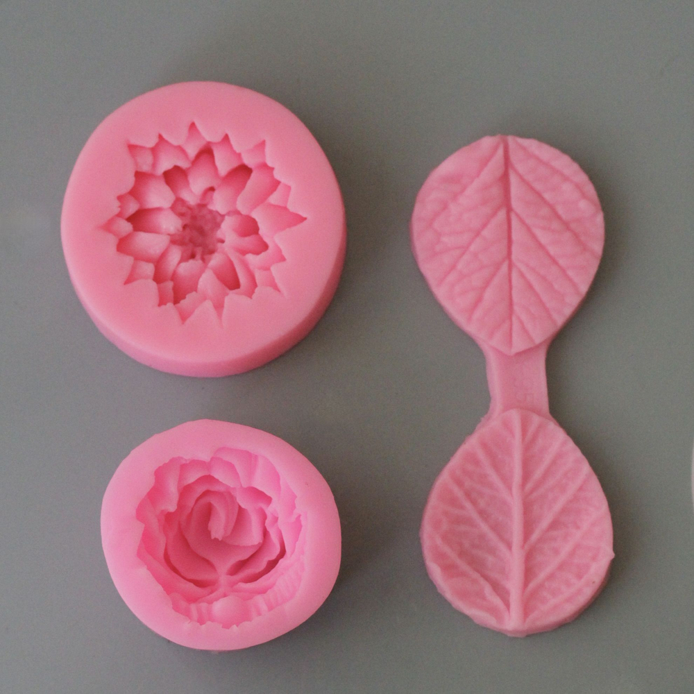 Молды силиконовые в наборе 3 шт "Коллекция 3. Хризантема, дикая роза и листик " разноцветные / Формы для цветов из мыла, воска, эпоксидной смолы и гипса