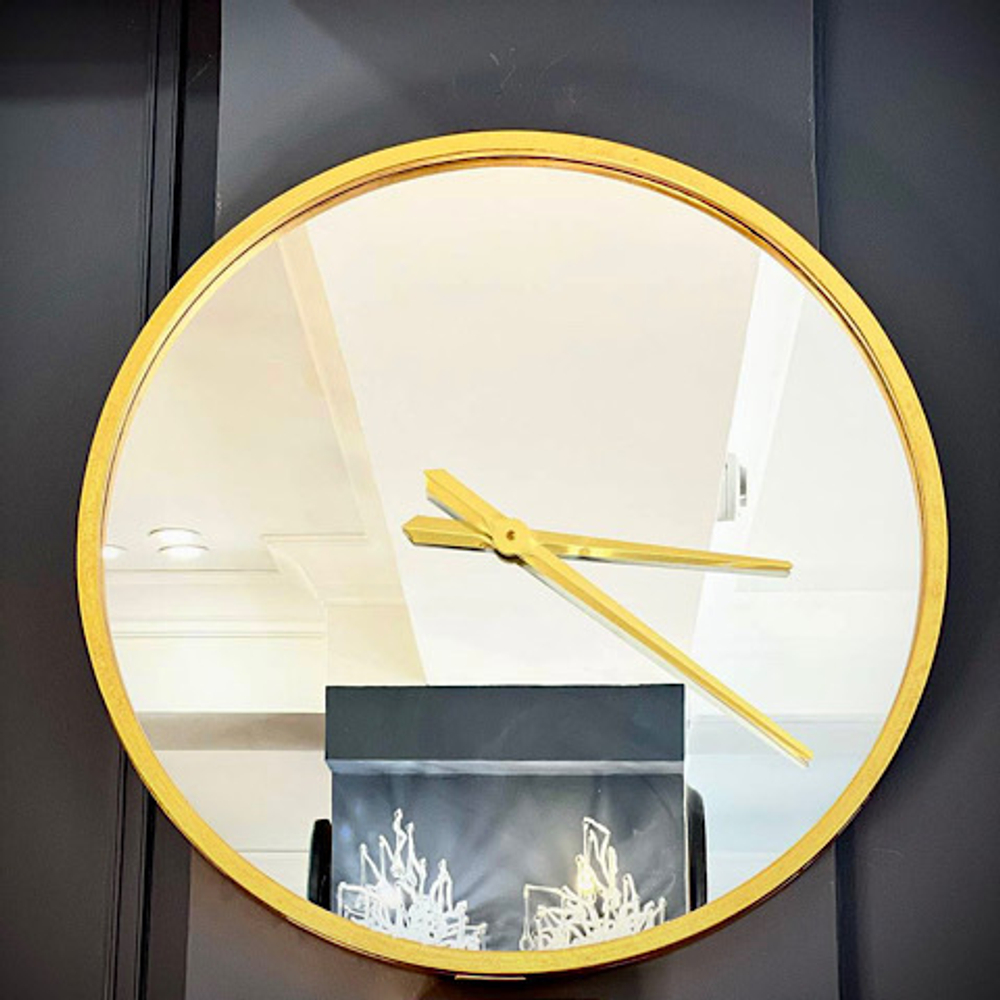 Часы настенные с зеркалом