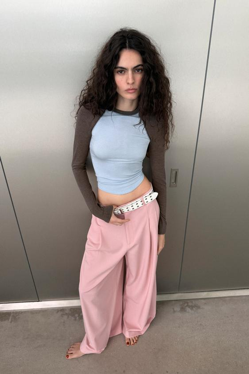 ZARA БРЮКИ С ЗАЩИПАМИ, МЯГКИЙ РОЗОВЫЙ