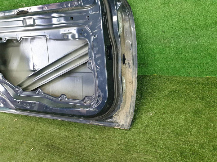 Дверь передняя левая Volvo XC70 2 (2007-2016)