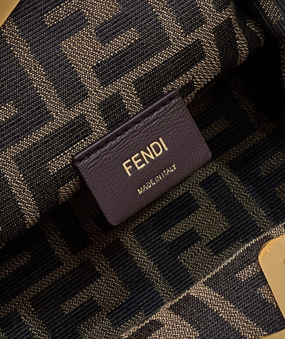 Fendi First Small 26 cm
