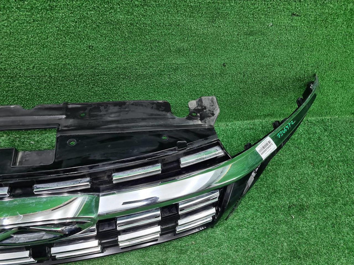 Решетка радиатора Chery Tiggo 8 (2022-н.в.)